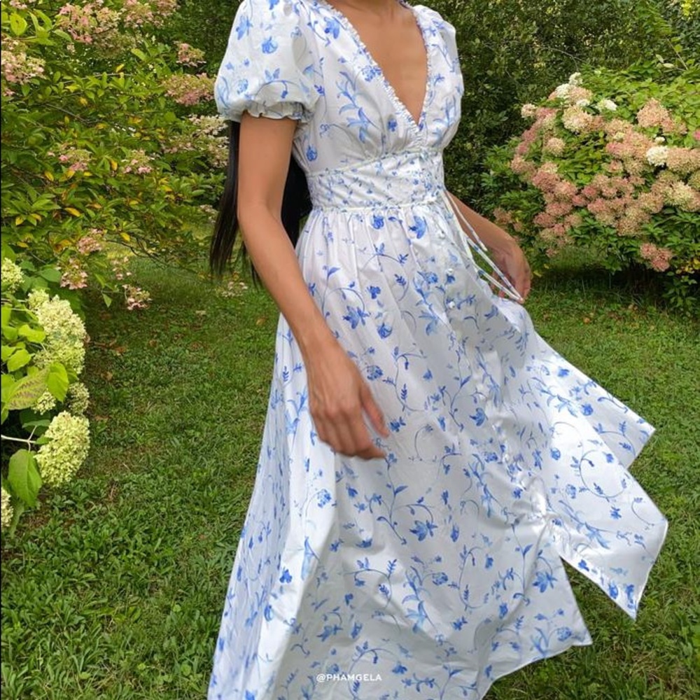 Hill House Home Sabrina in Blue Botanical